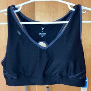 NWT XL Sports Bra
